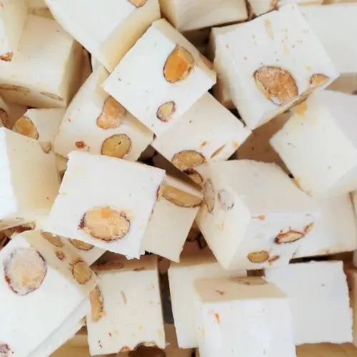 Nougat aux amandes (par 100g) - Yum Yum Snacks